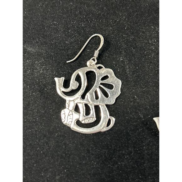 Vintage Silver Plated Sitting Elephant Dangle Earring Set Barbar - Picture 3 of 6